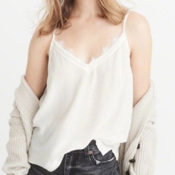 NWT Abercrombie White Lace Delicate Camisole Tank Top Shirt Size Small - Picture 1 of 4